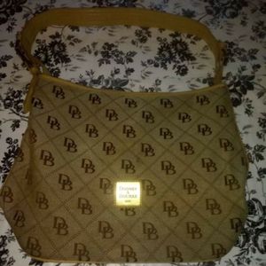 Dooney & Bourke purse
